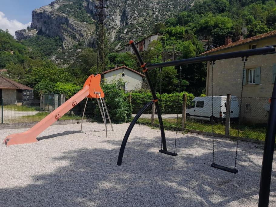 Vue Exceptionnelle Aux Portes Du Vercors *