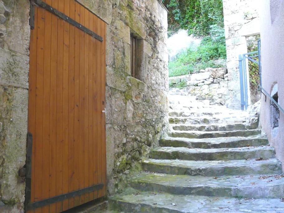 Vue Exceptionnelle Aux Portes Du Vercors *